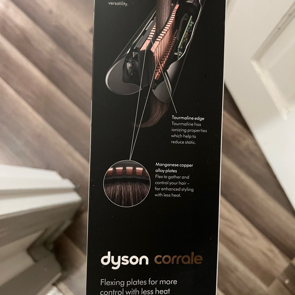 Dyson Corrale straightener, brand new only used twice